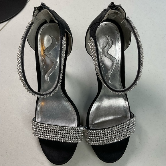 Party sparkle bling Nina Elegant Black and Silver sparkle Women's Heels - Picture 7 of 7